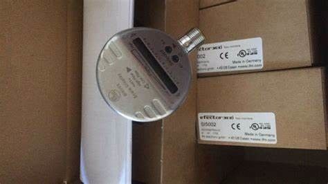 30 Bar SI5002 IFM Flow Monitor M12 Connector 36V 316L Stainless Steel OEM